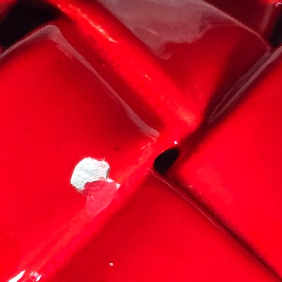 Set of 2 Heart Themed Ceramic Pieces (Bowl and Dish) - Picture 12 of 13